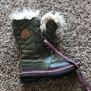 Girls Sorel boots